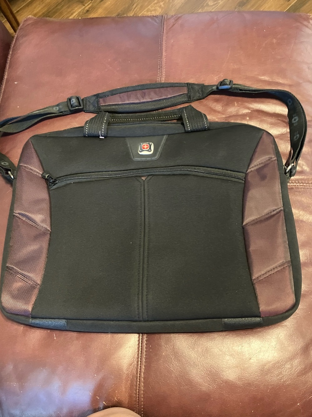 Swiss Gear by Wenger Computer Laptop carrying Case Sherpa 17x13 Black